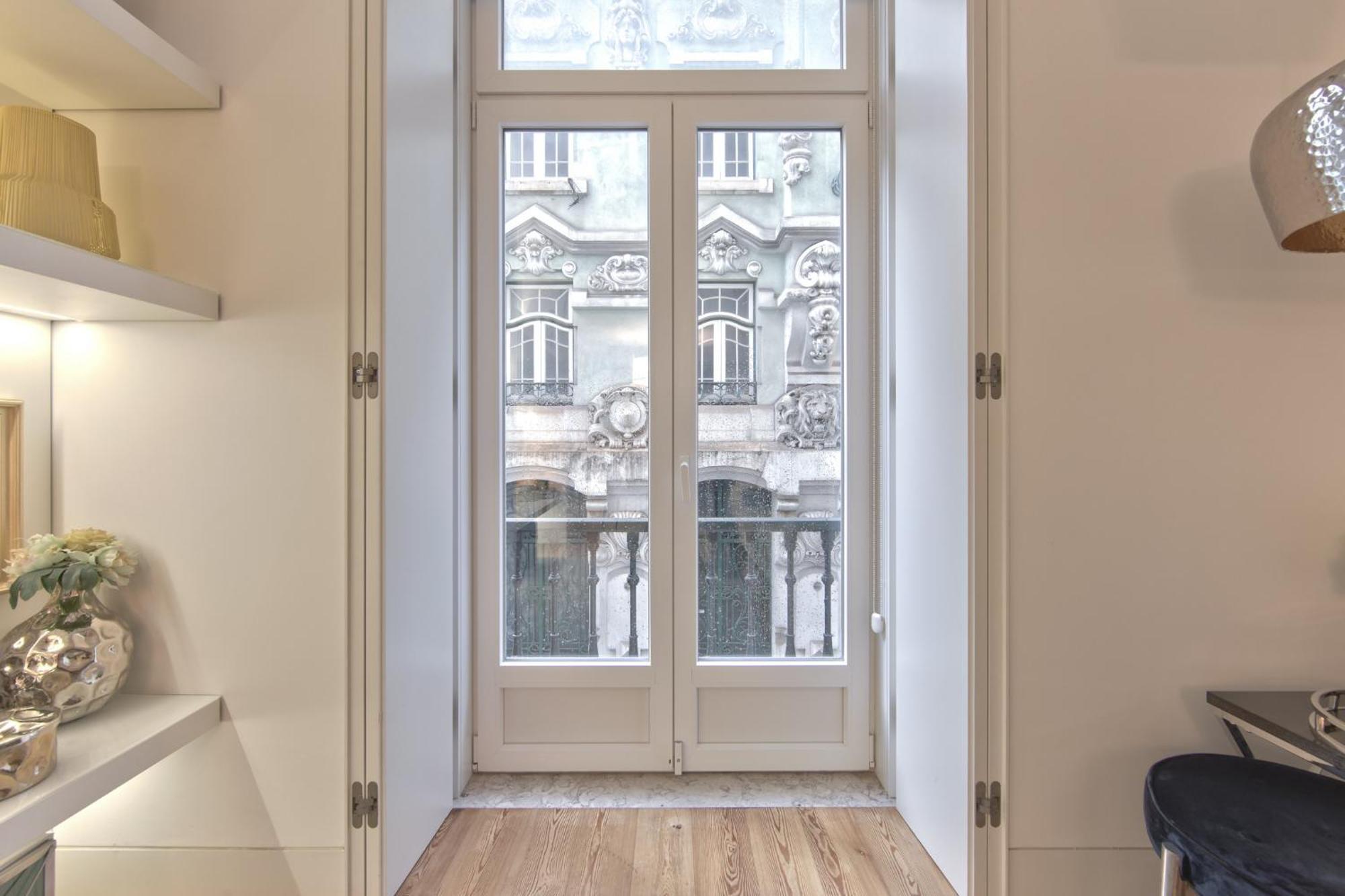 Downtown Prime By Homing Apartment