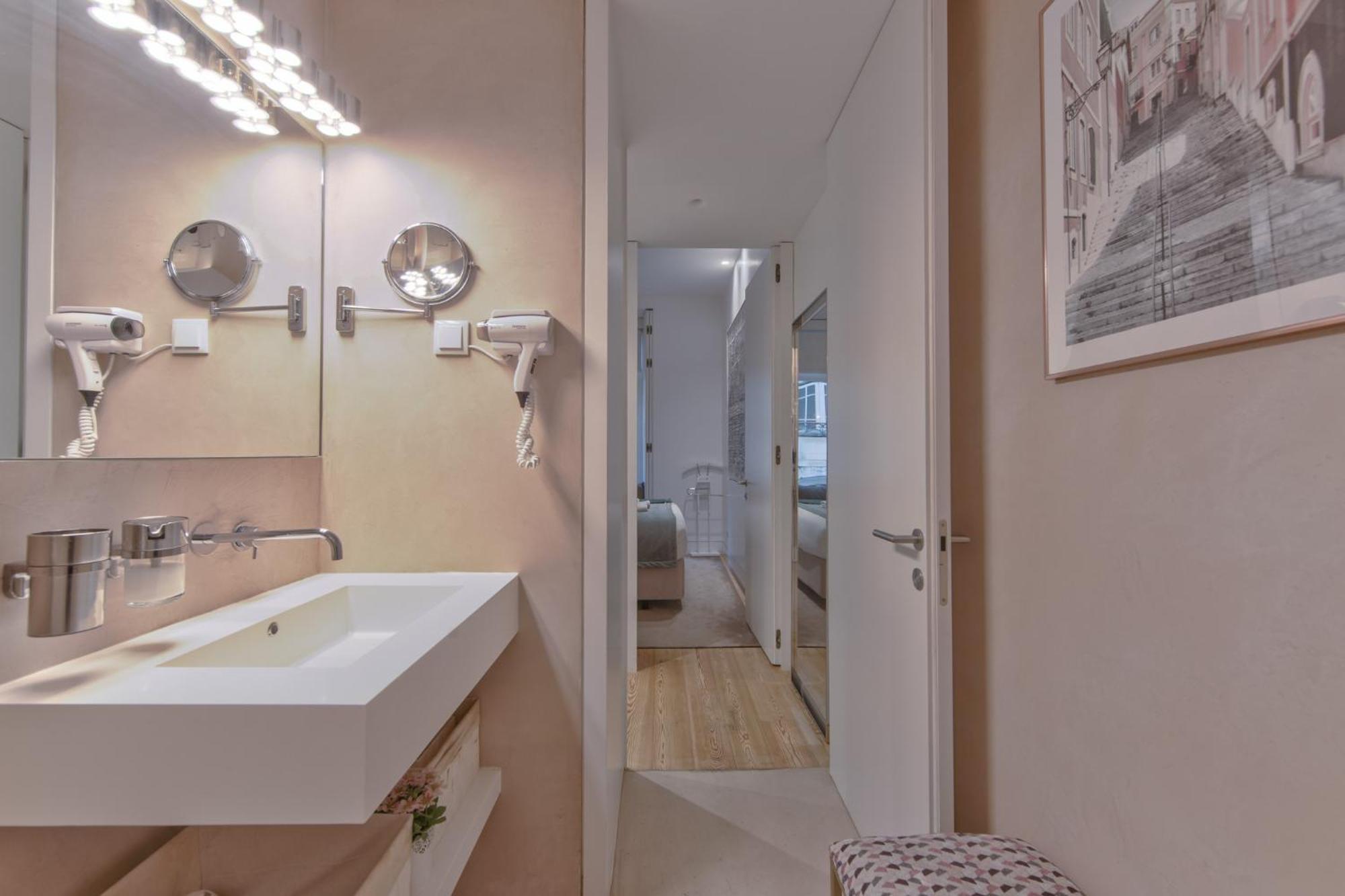 Apartment Downtown Prime By Homing *